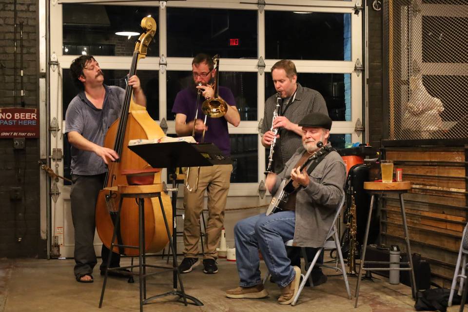 The Queen City Porch Swingers