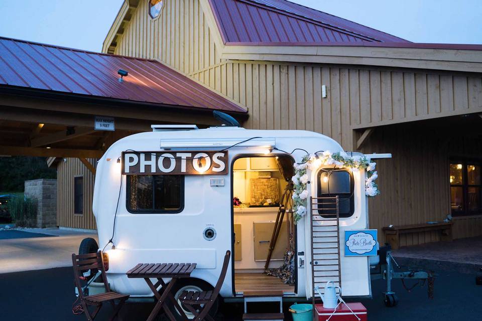 Camper Photo Booth