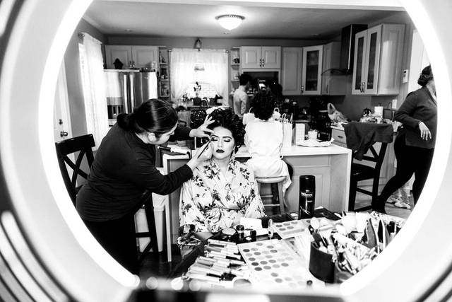 Miroslaw Pomian Wedding Photog