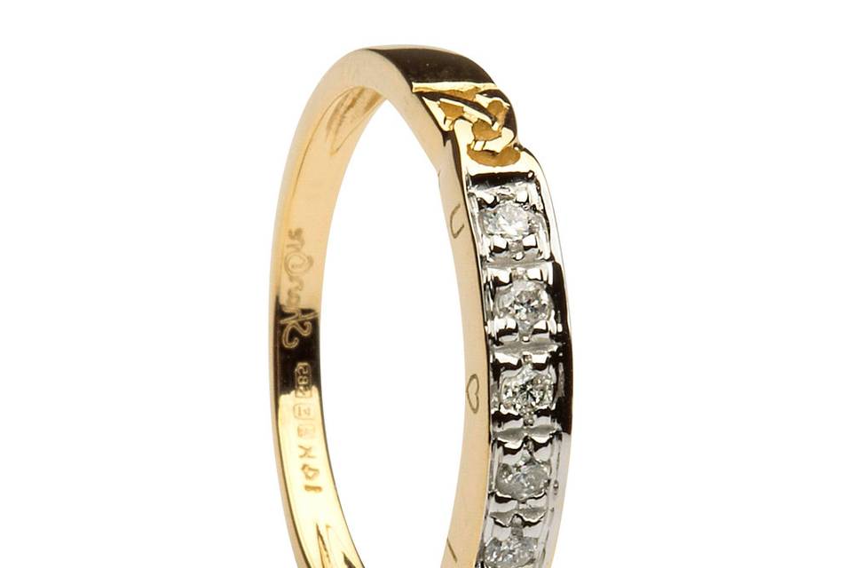 Ring Specification
Width: 3mm
Weight: 2.1 grams
Material: 14K Yellow Gold
Diamond Information
Diamond Colour: I - J
Diamond Clarity: SI1
Diamond Carat: 0.05ct