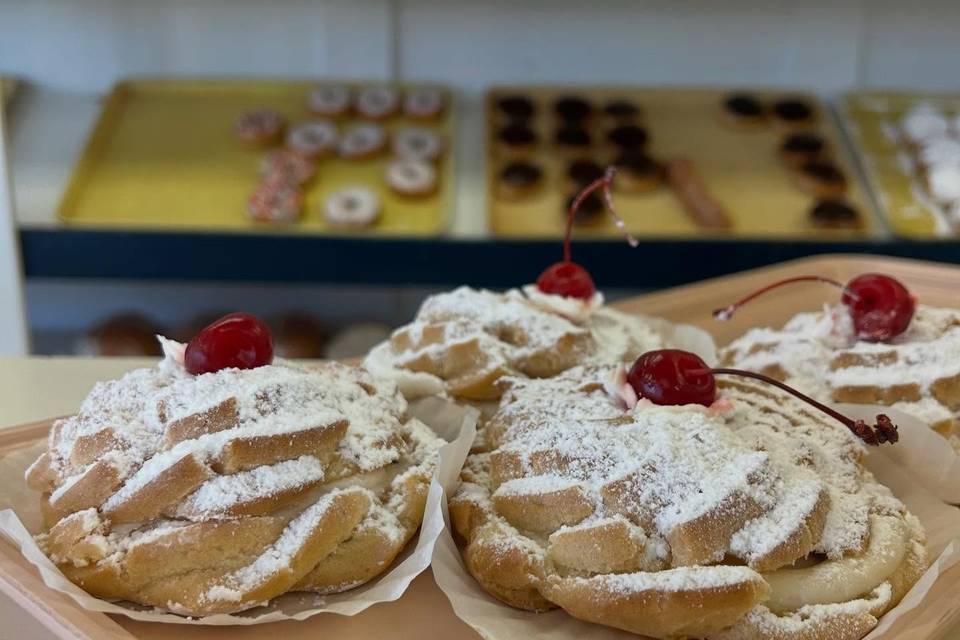 Schenk's Family Bakery