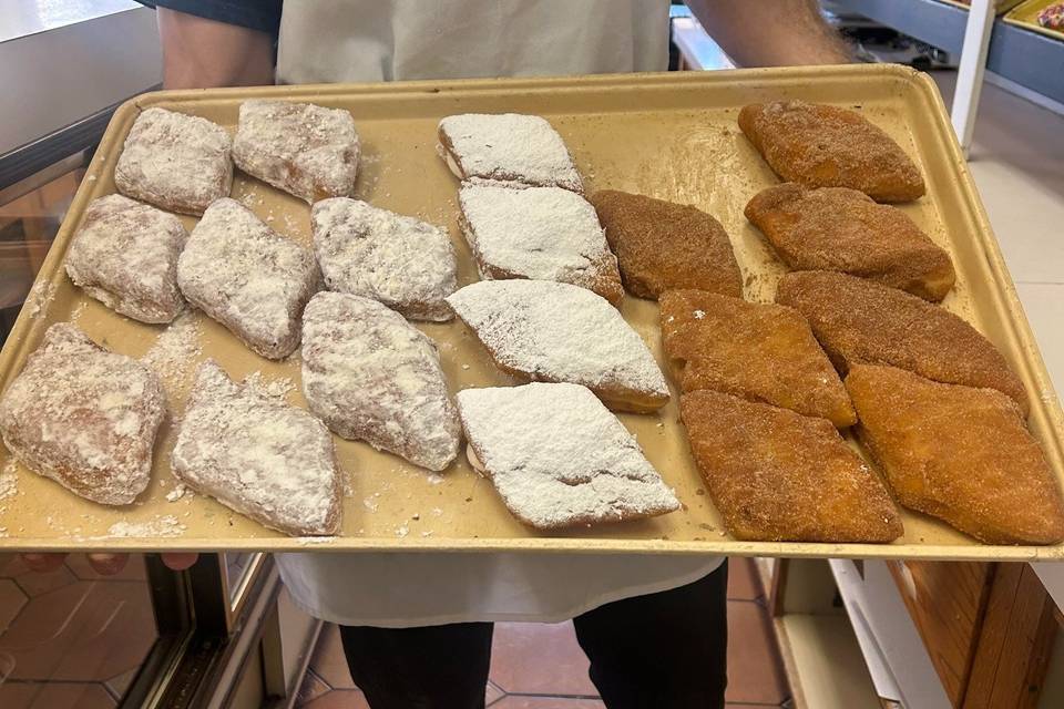 Schenk's Family Bakery
