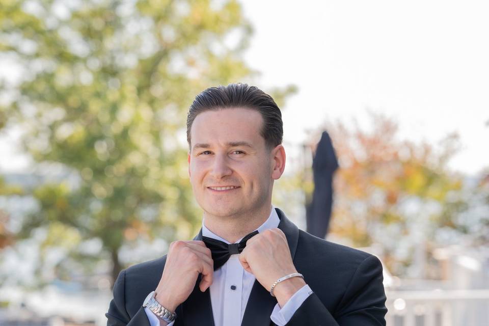 Fix The Tie