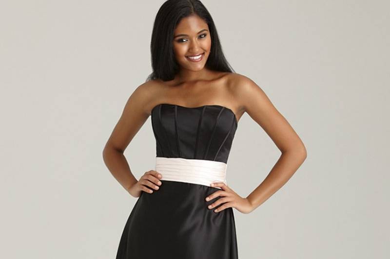 Style No. 1325 - available in 50+ colors <br>
Simple in silhouette, this flattering A-line style features a ruched satin band.