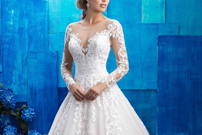 9411	<br>	Romantic and regal, this ballgown is an elegant homage to the wedding gowns we dreamed about as little girls.