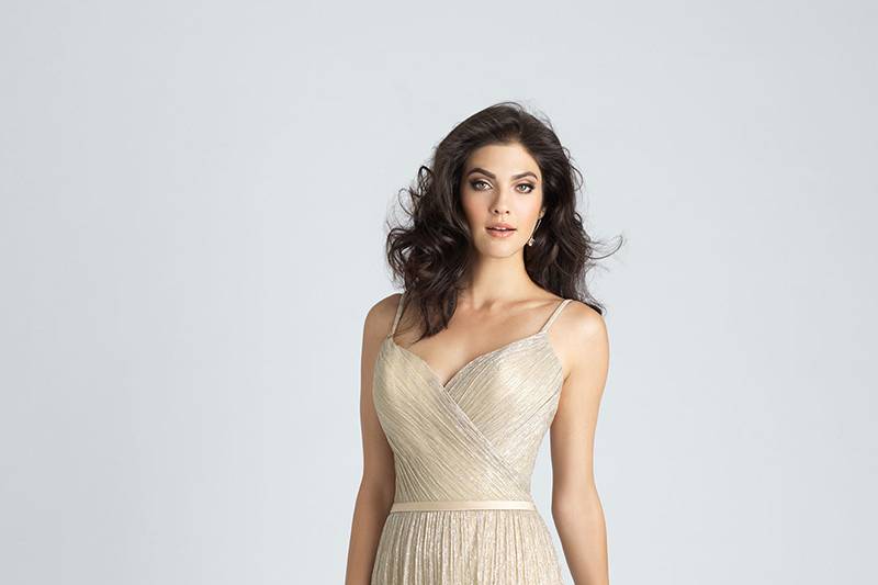 Style 1515		We love a retro silhouette, and this shimmering gown gives us serious 70s vibes. // Pictured in Gold.