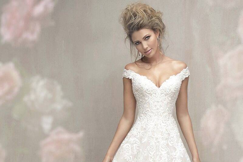 Allure Couture	C461	<br>	This timeless ballgown balances a simple silhouette with romantic lace throughout.