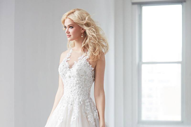 Madison James	MJ359	<br>	Dual beaded straps and sequined embroidery add just enough sparkle to this flared gown.