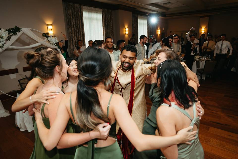 Groom & Bridesmaids