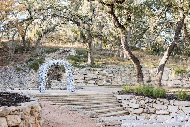 Outdoor ceremony space