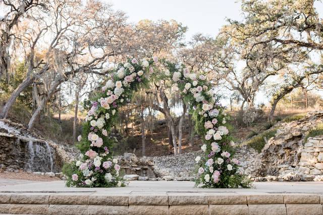 Outdoor ceremony