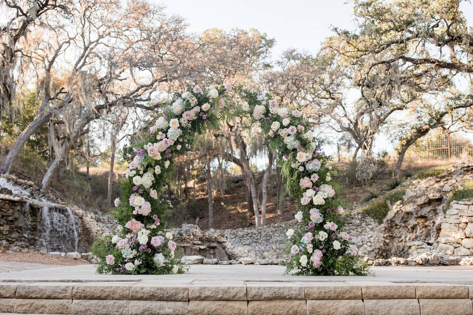 Outdoor ceremony