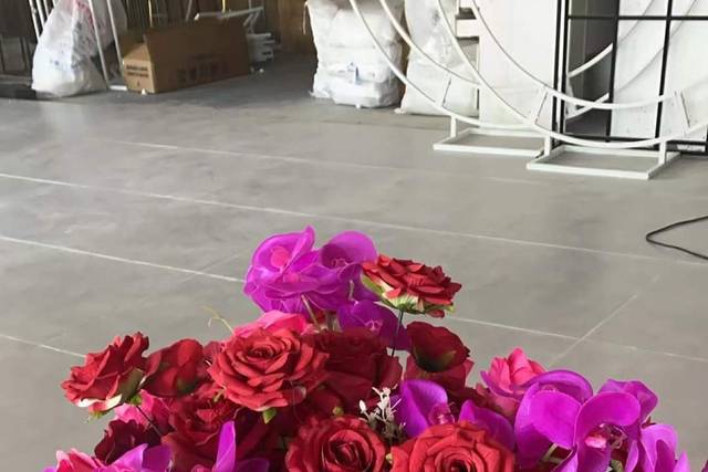 Extra Large Centerpiece
