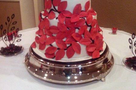 Tree cake with red leaves and black branches