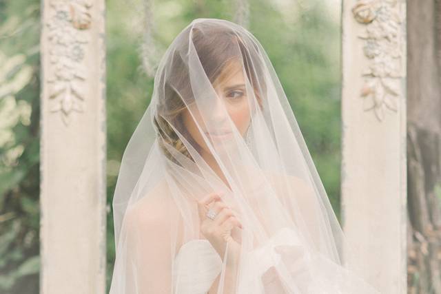 EVAN LAETTNER - Gorgeous veil