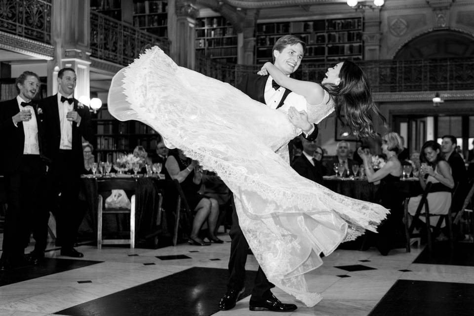 Bride and Groom's first dance at Baltimore wedding