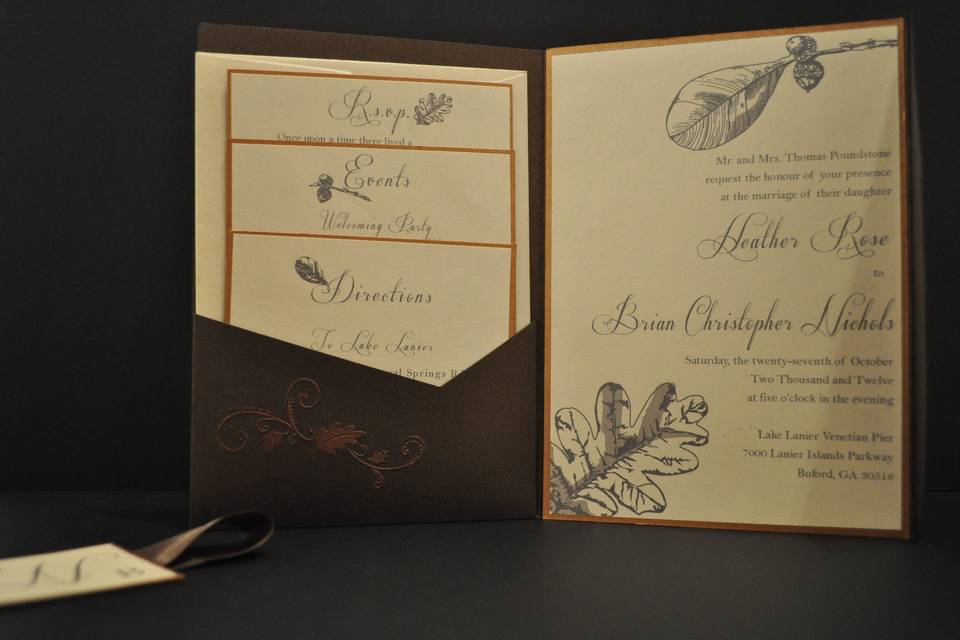 Pocket-Suite Invitation with shimmering cardstock and copper embossing