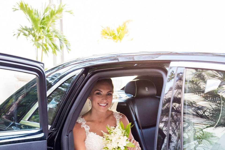 Bride in the car