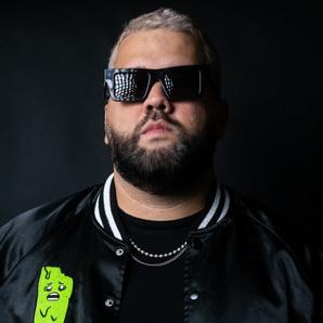 DJ Maximillian
