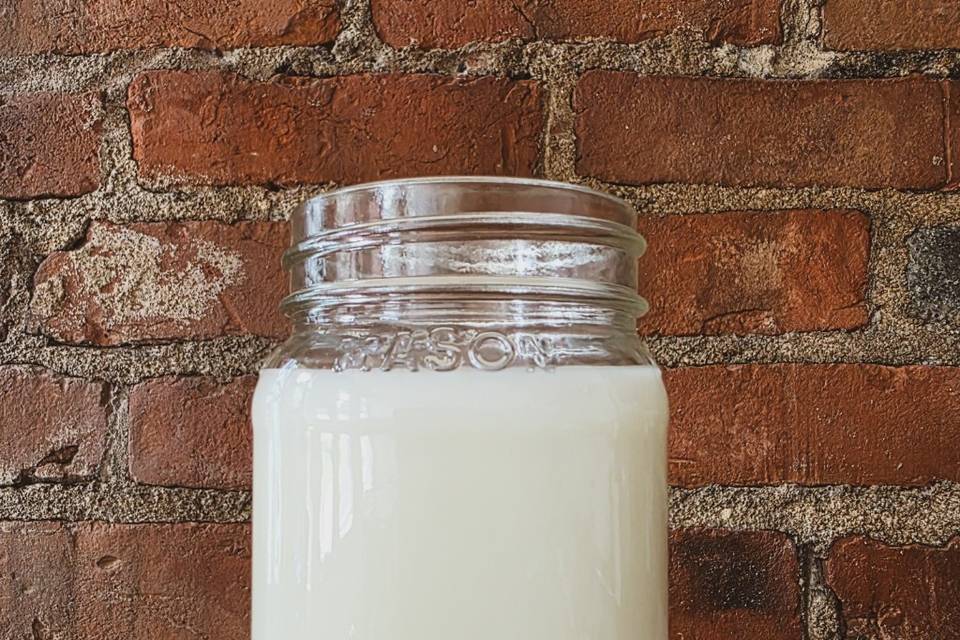 Farmhouse jar