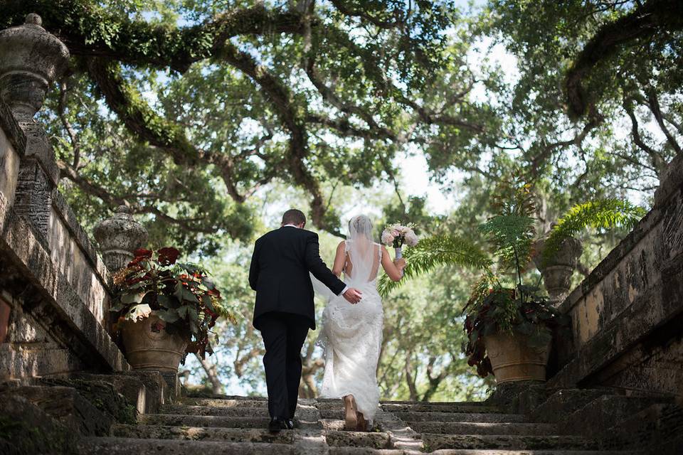 Bride and groom first look series