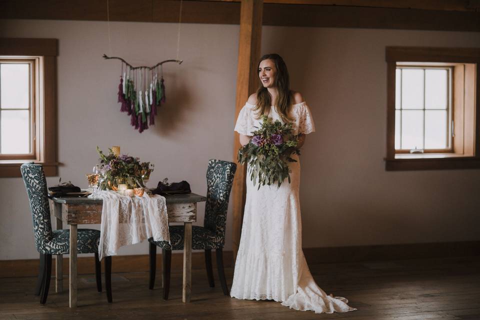 The bride holding her bouquet