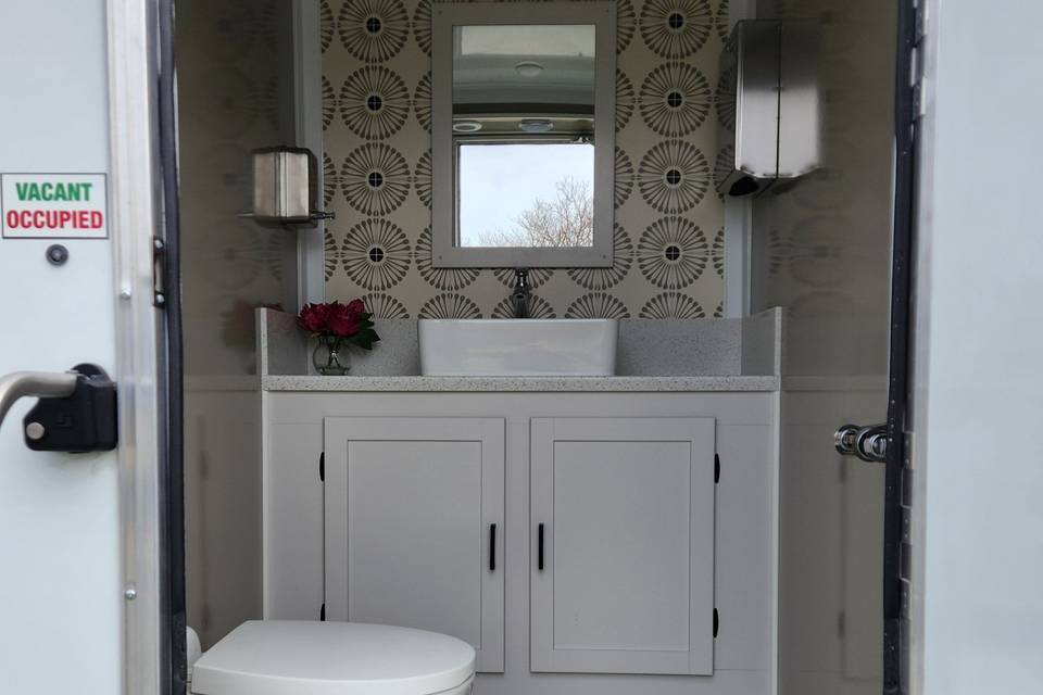 Woman's Room 2 Interior