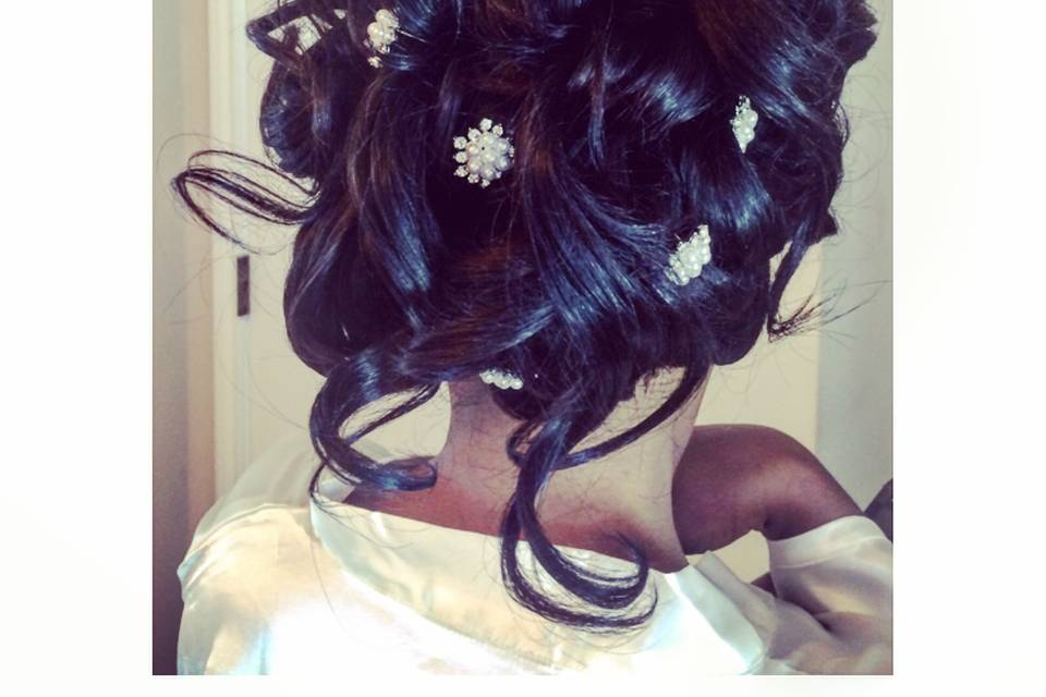 Vintage up-do with headband