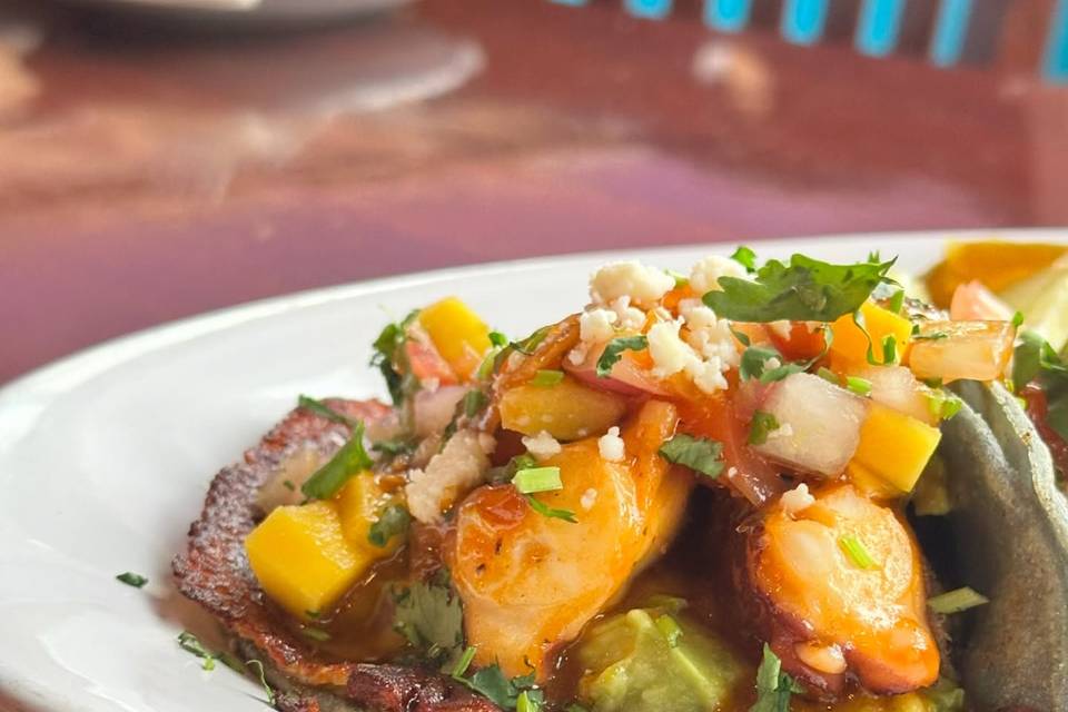 Tavo's Antojitos y Tequila