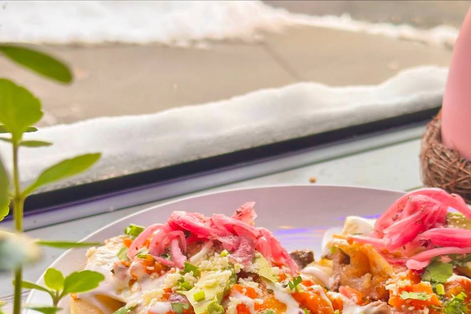 Tavo's Antojitos y Tequila