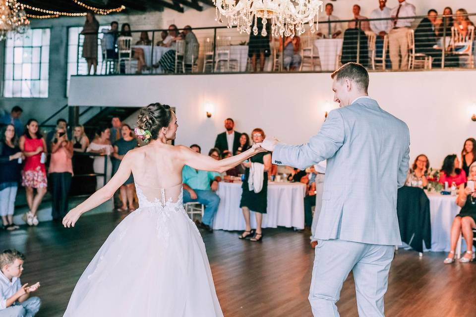 Reception dance Brick Ballroom