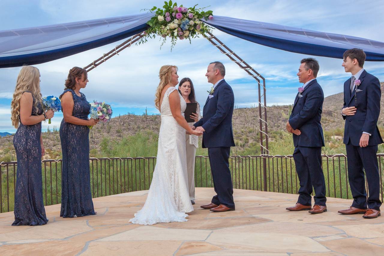 How To Become A Wedding Officiant In Arizona