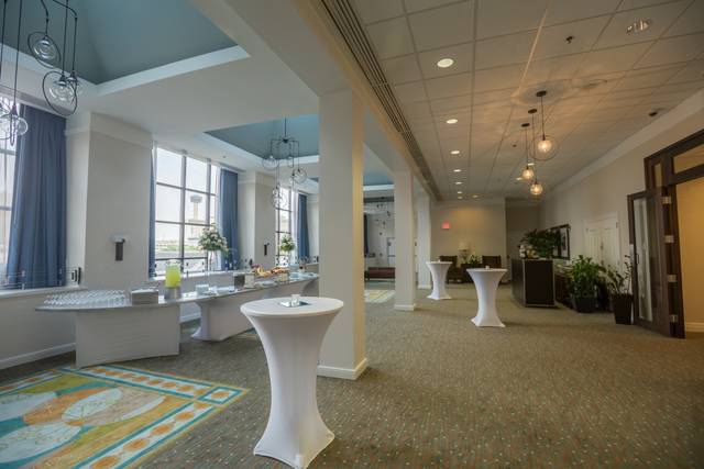 Enjoy your pre reception in our beautiful Skyline Atrium before your dinner