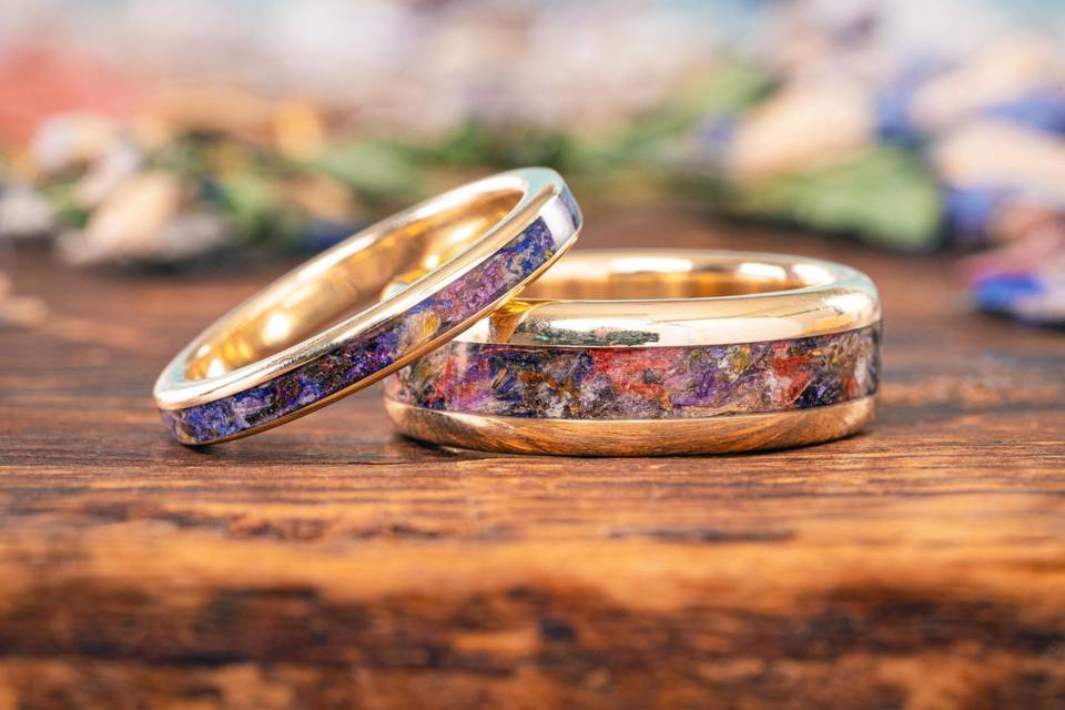 Custom Gold Wedding Band Set