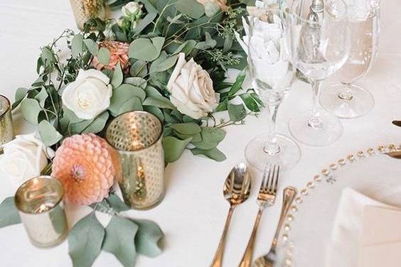 Tablescape garland