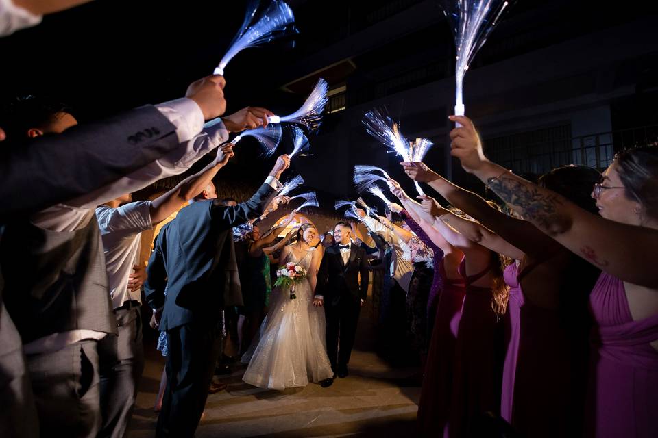 Sparkler exit, Costa Rica