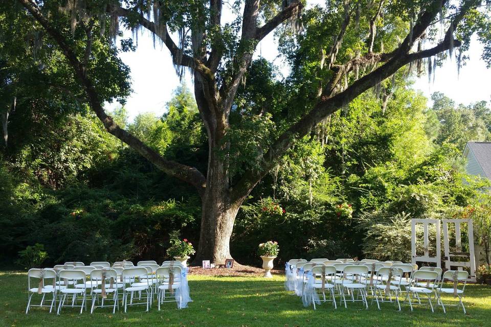Simply Weddings by Kimberly