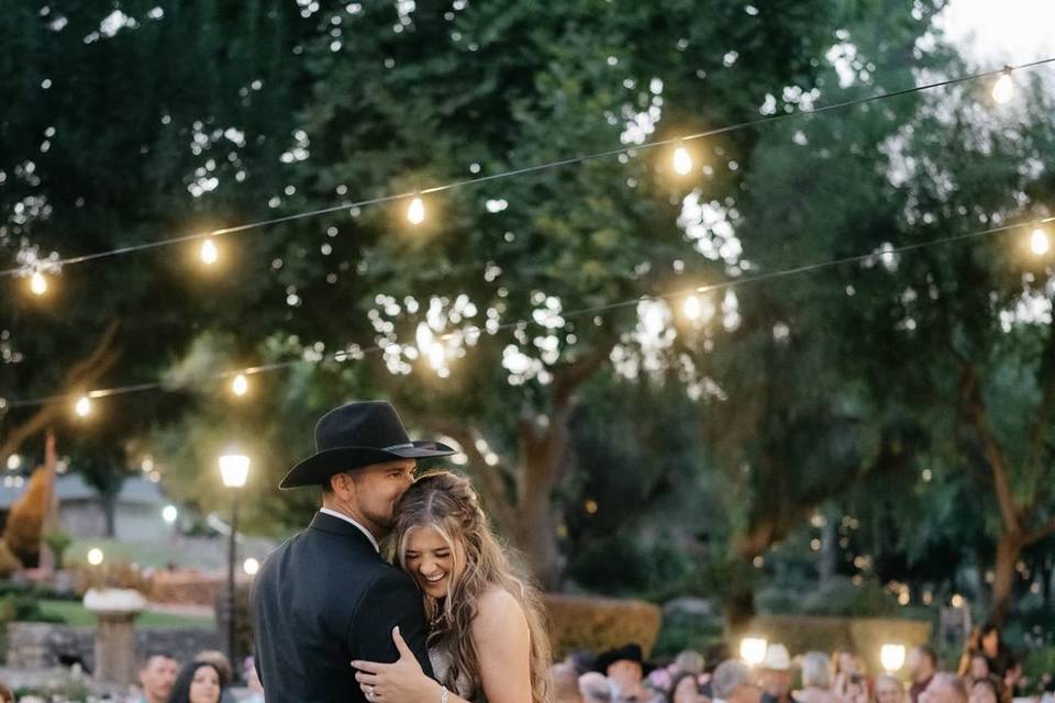 Modern Magnolia Events Co.