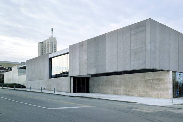 Exterior buidling