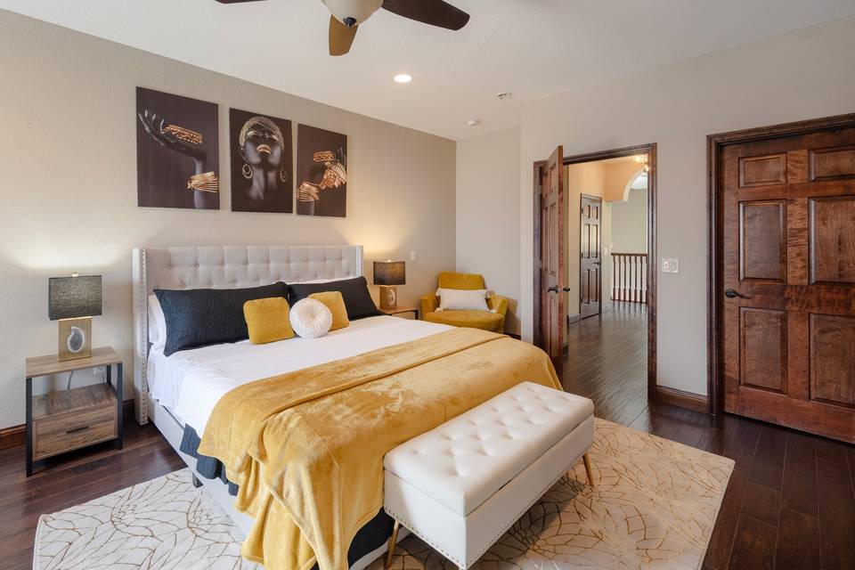 Bedroom suite
