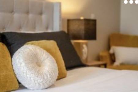 Bedroom suite