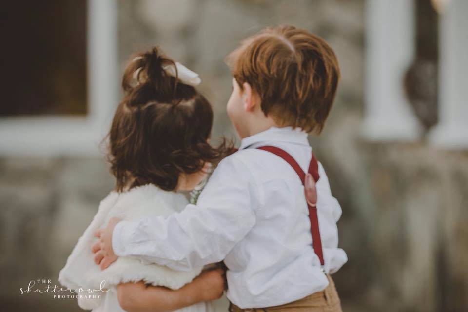 Flower girl and ring bearer