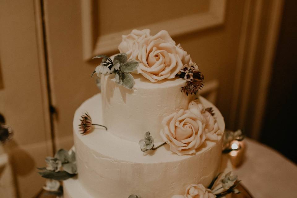 Hampshire House Wedding Cake
