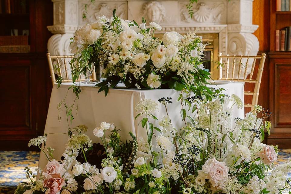 Sweetheart Table