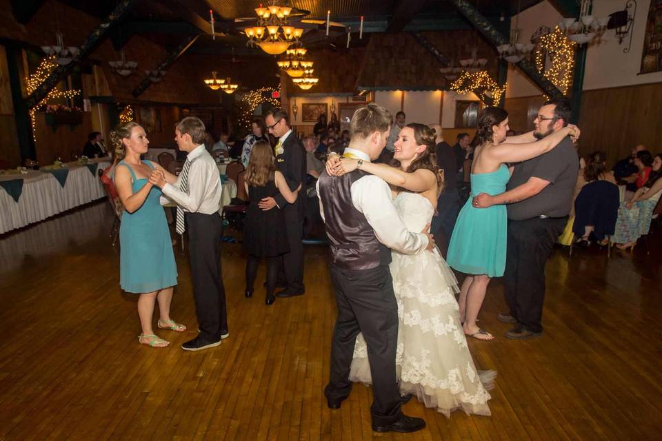 Bridal Party Dance