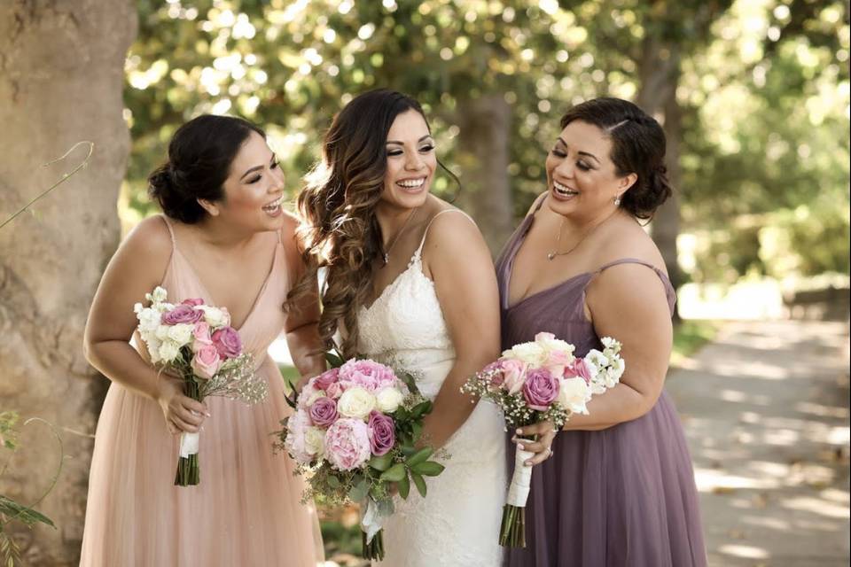 The bride with her bridesmaids