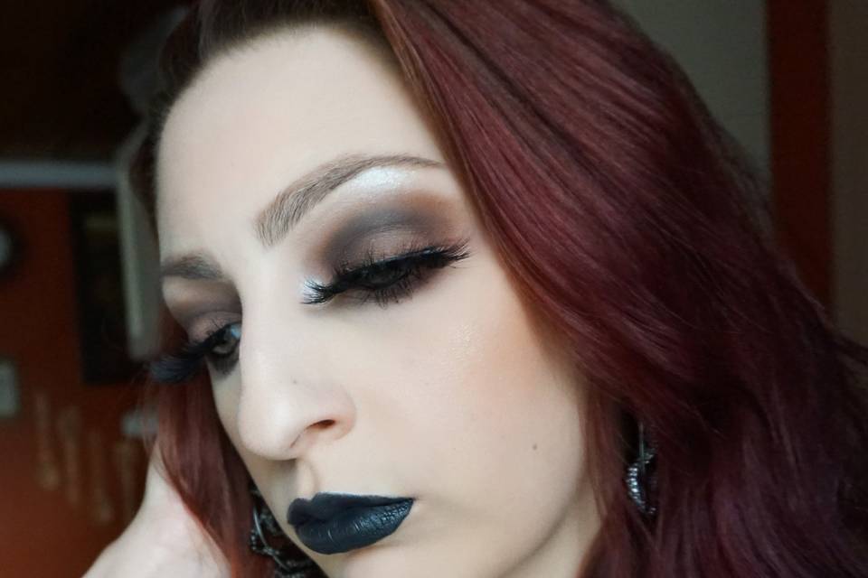 Dramatic bold