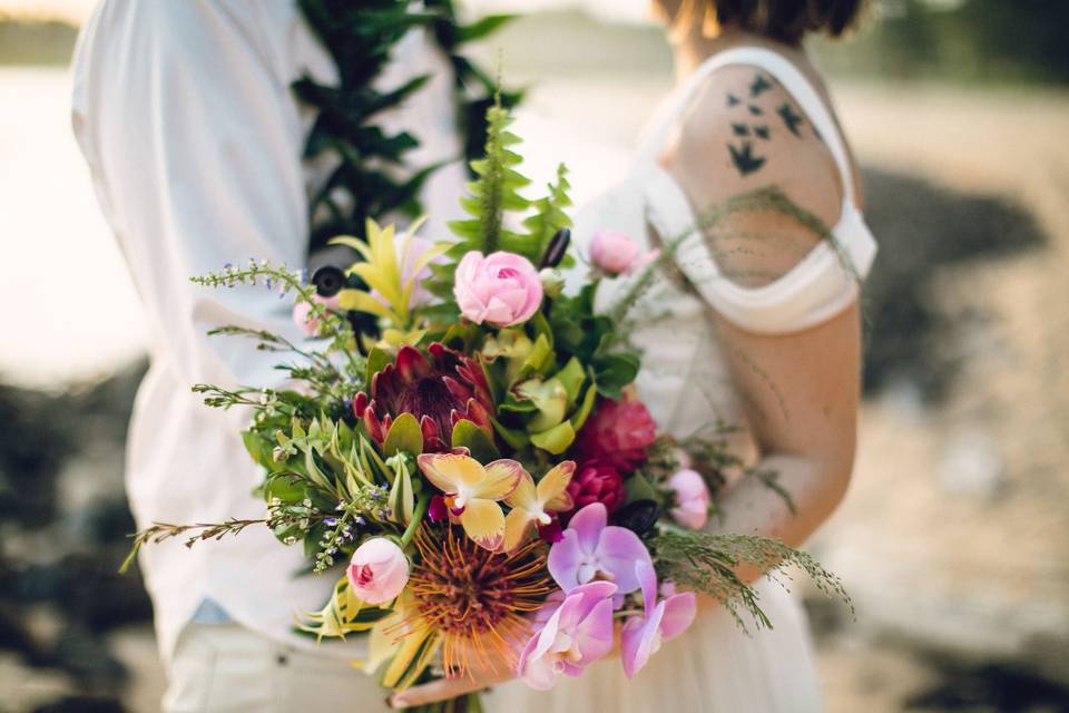 Tropical boho bouquet