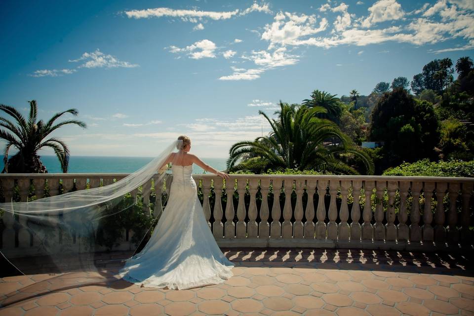 Flower girl - R & R Creative Photography