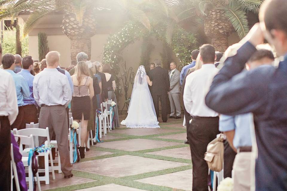The Perfect Outdoor Ceremony